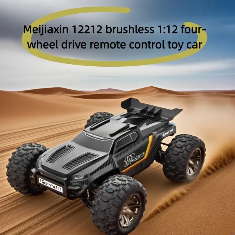 Zwart RC-4WD terreinwagen met kleurrijke accenten, grote knipperende banden en een afstandsbediening. Geschikt voor speelplein of buiten, met waterdic