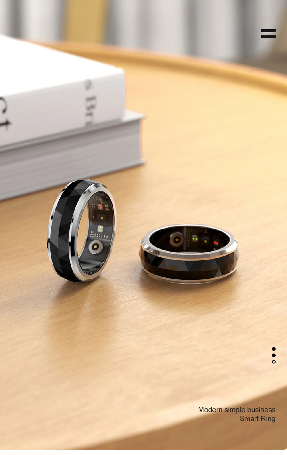Een COLMi slimme ring met glanzend zilveren rand en facettenstructuur, voorzien van een actieve sensor en groene LED-indicatie, geschikt voor dagelijks gebruik en technologische toepassingen. - Foto 22