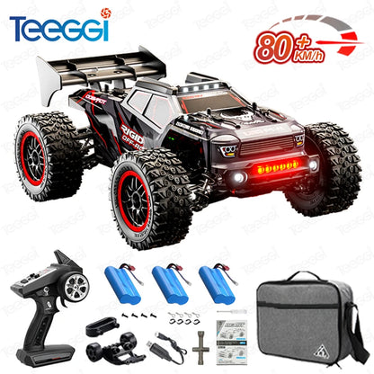 Zwart Rigid off-road RC-raceauto met rode velgen en LED-verlichting, inclusief stuur, batterijen en draagtas voor speelplein of terreinrace. Geschikt 