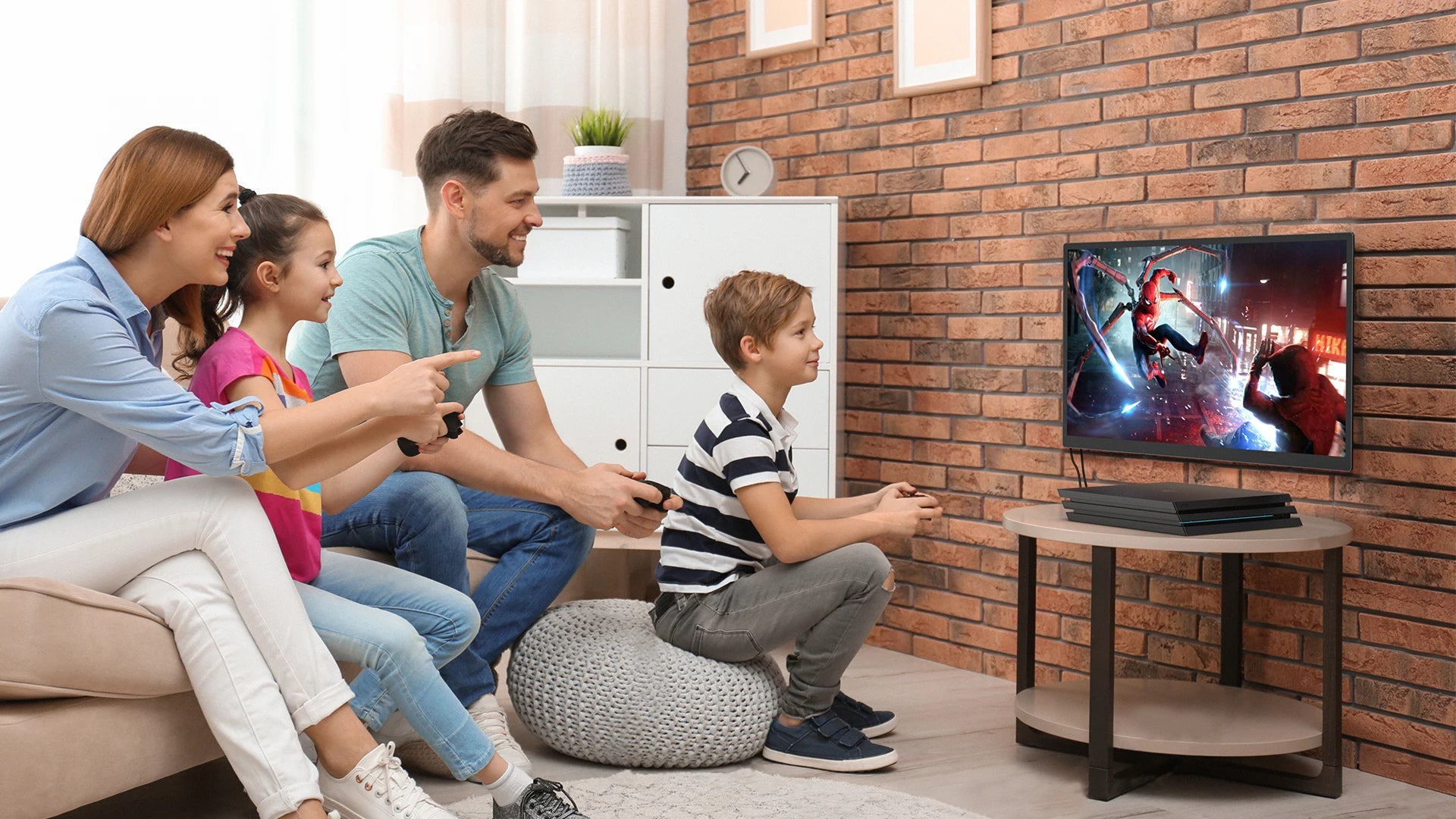 Een 22-inch 2K-monitor met 2560x1440 resolutie, 100% sRGB kleuraccuraatheid en 300Nit helderheid, uitgerust met HDR en een zwart frame, ideaal voor ga