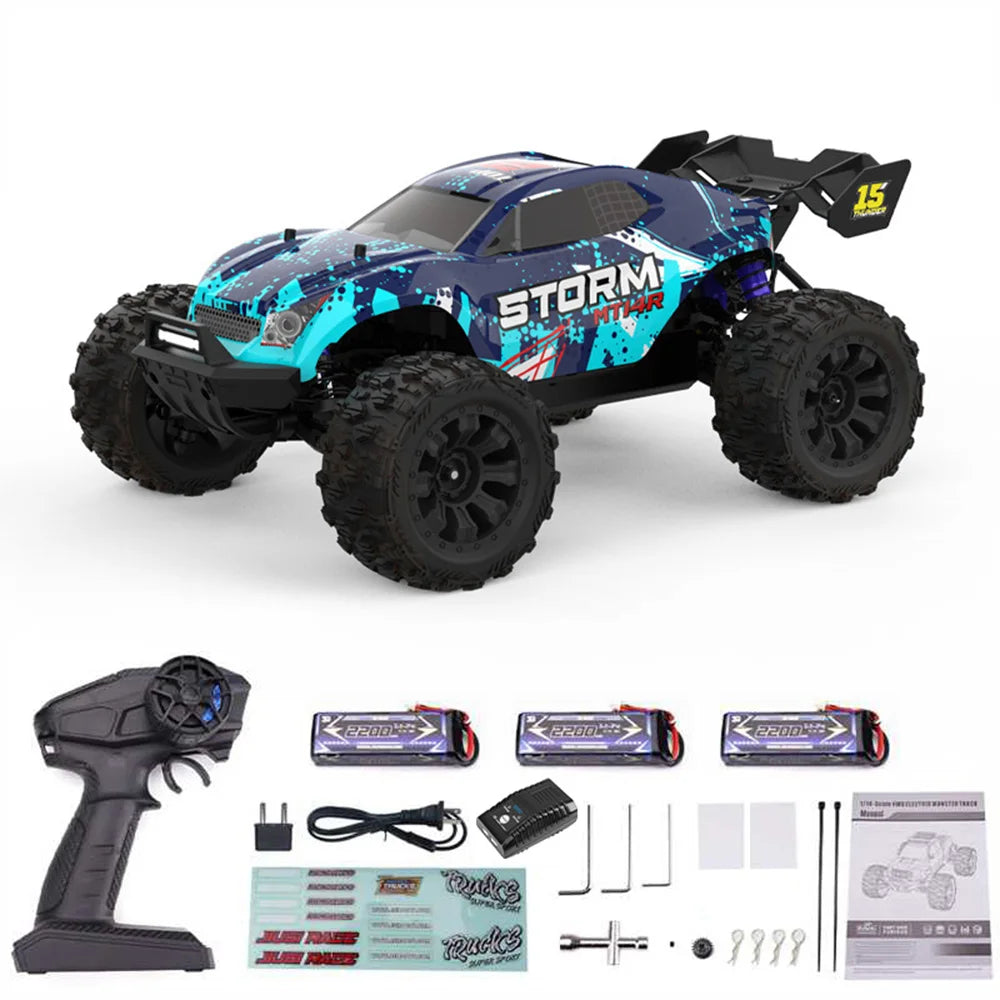 Blauwe JIUSI MT14R 1/14 RC-raceauto met zwarte banden en “STORM”- en “THUNDER”-afbeeldingen, geschikt voor speelgoedraces en kinderen. Perfect voor bi