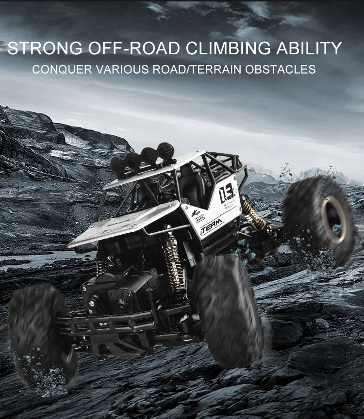 ZWN Rock climber, een zwarte 4WD RC-afstandsbediening met goudkleurige velgen en zichtbare schokdempers, geschikt voor off-road avonturen en steile he
