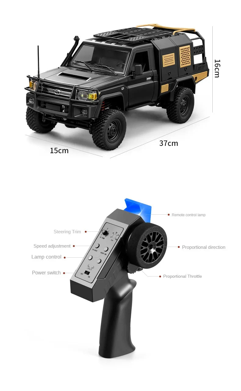 De ZWN MN82S 1:12 RC Toyota Land Cruiser in donkergroene kleur, met zichtbare antenne, koplampen en terreinbanden, staat op rotsachtig terrein. Offici