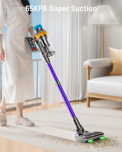 Een moderne, paarse draadloze stofzuiger met zichtbare blauwe en gele details, inclusief digitale display en diverse accessoires voor efficiënte huish