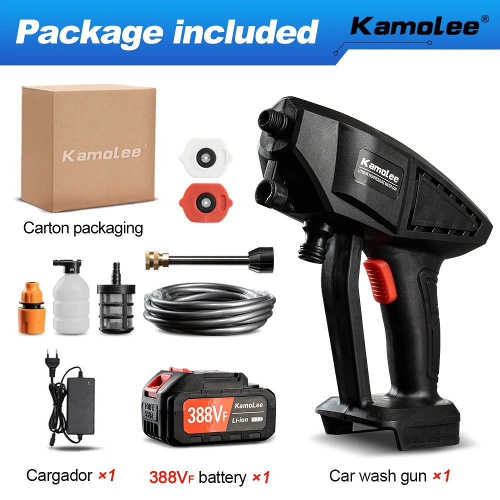 De Kamolee high pressure car wash gun met 388V Li-ion accu, zwart met rode accenten, staat naast haar opbergkoffer voorzien van slang en accessoires, 