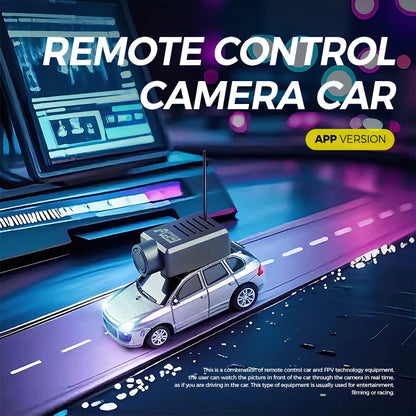Zilveren, gele en roze 1/64 schaalmodelauto’s met zwarte camera’s en antennes op het dak, geschikt voor speelgoed- en collectie-gebruik. Perfect voor 