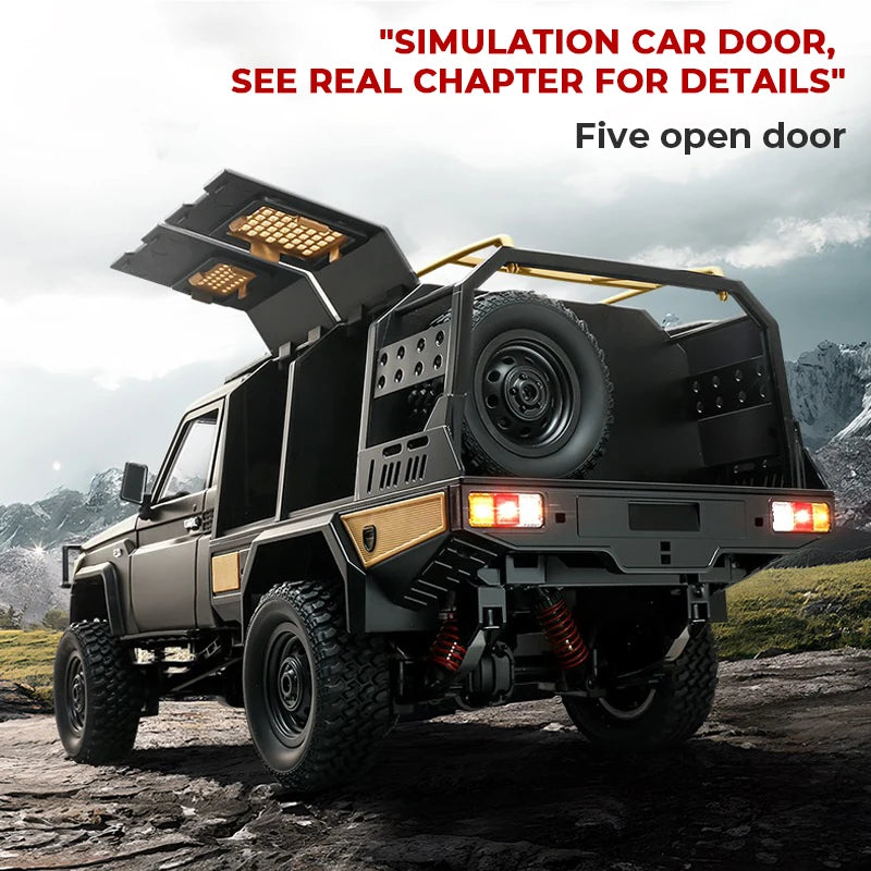 De ZWN MN82S 1:12 RC Toyota Land Cruiser in bruin, met grote terreinbanden en een opvallende voorbumper, staat op rotsen. Officieel licentieproduct vo