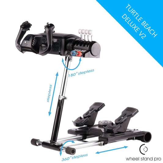 De Turtle Beach Deluxe V2 stuurstandaard in zwart, met verstelbare armaturen en voetpedalen, biedt 180°, 360° en verticale aanpassing voor optimale simulatiesessies. Geschikt voor gaming en flight-simulatoren met precisie en comfort.