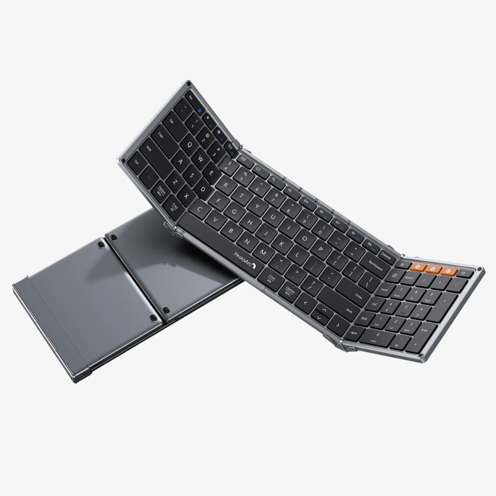 Zwart, vouwbare toetsenbord met flexibele, opvouwbare constructie en oranje functionele toetsen. Geschikt voor gebruik met tabletten en smartphones, ideaal voor mobiele productiviteit.