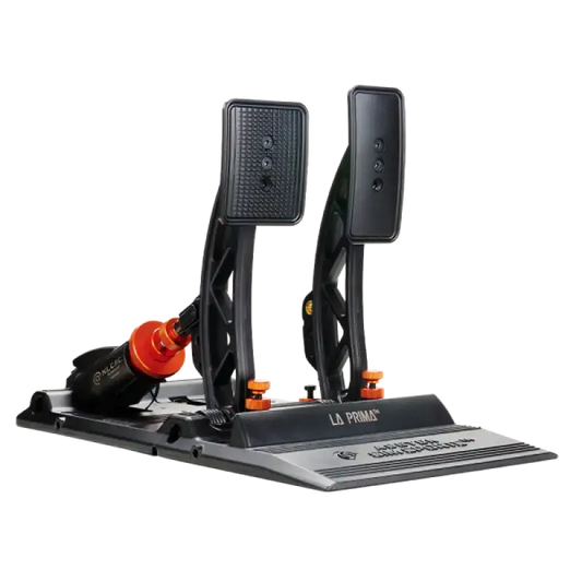 Zwarte LD PRIMO racepedalen met oranje details, geschikt voor race- en rallysimulatoren. Gemaakt van robuust kunststof met textuur voor betere grip en realistische feedback.