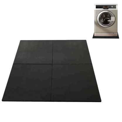Zwart rubberen vloermat in vier stukken, geschikt als bescherming onder wasmachines. Gebruik als anti-slip ondergrond in wasruimtes of keukens.