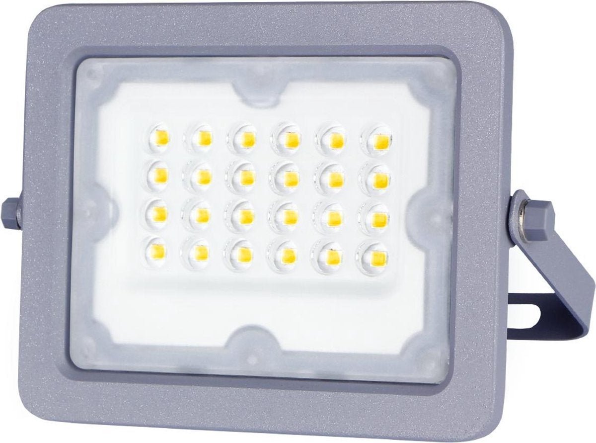 Grijze LED-stralingslamp met zichtbare LED’s en montagearm, geschikt voor buitenverlichting. Robuust ontwerp voor tuin- en terrasverlichting.
