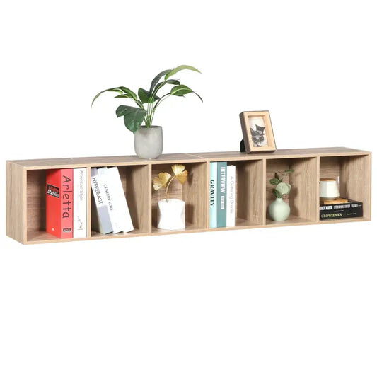 Een hoge, lichtgekleurde boekenkast met houtstructuur en zes lege planken, geschikt voor woonkamer of slaapkamer. Ideaal voor het opbergen van boeken, decoraties of archiefmateriaal.