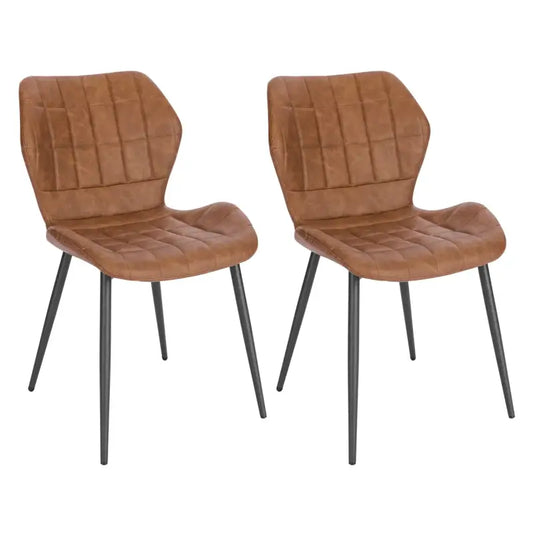 Bruine, gestoffeerde eetkamerstoelen met kussens en zwart metalen poten, geschikt voor moderne eetkamers of woonkamers. Stijlvolle set van twee stoelen met gestikt leerachtig materiaal.