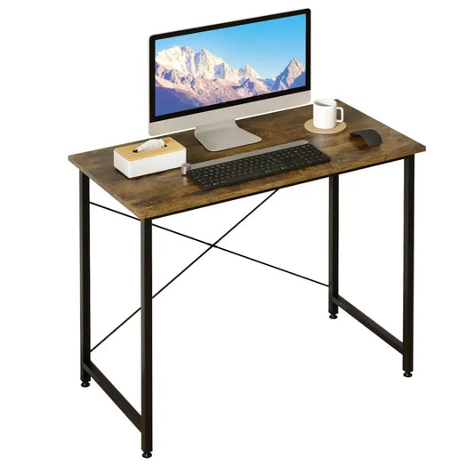 Een industriële houten bureau met donkerbruine, gestructureerde blad en zwarte metalen poten met kruisbeugels. Geschikt voor kantoor- of thuiswerken, met een robuust en stijlvol design.
