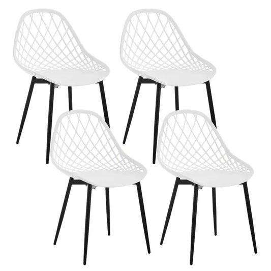 Witte, moderne kruisstijl eetkamerstoelen met zwart metaal, geschikt voor een stijlvolle eetkamer of lounge. De lichtgewicht design past perfect in een minimalistisch interieur.