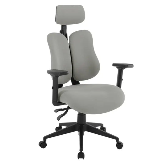 Grijze ergonomische kantoorkruk met verstelbare hoofdsteun, zachte bekleding en zwart metalen frame met wieltjes. Ideaal voor langdurig zitten in kantoor- of thuiswerkomgevingen.