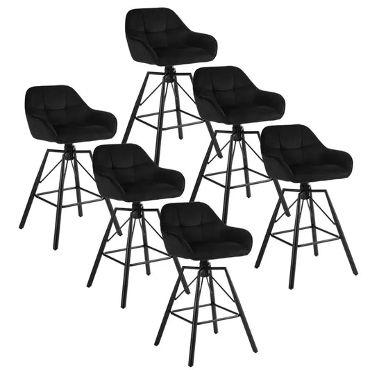 Zwarte barstoelen met gestoffeerde zitting en rugleuning, voorzien van een metalen frame en draaibare voeten. Ideaal voor moderne keukens of bars, met een stijlvolle, industriële uitstraling.