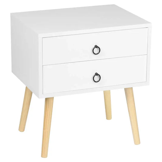 Een wit nachtkastje met twee laden en houten poten, voorzien van zwarte ringhandvatten. Ideaal als nachtkastje voor een moderne slaapkamer.