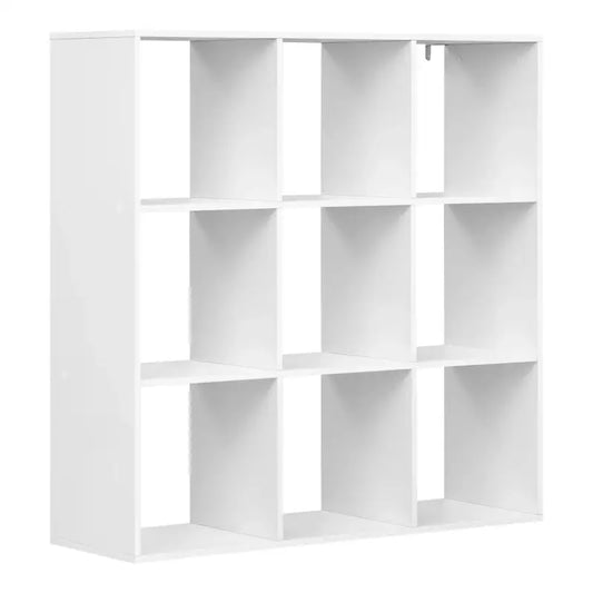 Een witte, minimalistische kubusboekenkast met negen vakken, geschikt voor moderne woonruimtes. Ideaal voor opslag in slaapkamer of woonkamer, met glad oppervlak en eenvoudige montage.