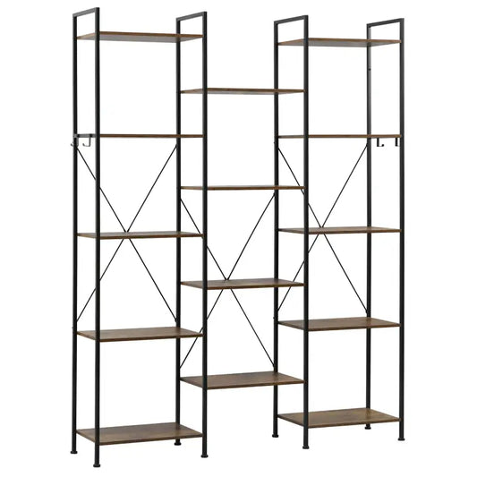 Een hoog, zwart metalen boekenkast met houten planken, gevuld met boeken, decoratieve accessoires en opbergdozen. Ideaal voor woonkamer of slaapkamer opslag en stijlvol interieur.