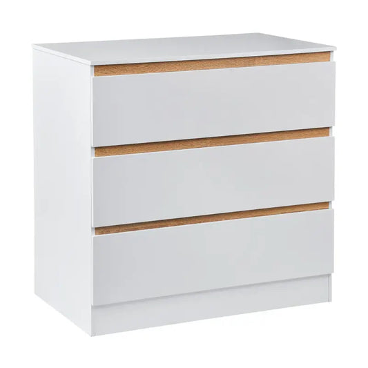 Een witte, moderne dressoir met drie laden en houten accenten, geschikt voor slaapkameropslag. Geschikt voor minimalistische interieurs en slaapkameropslag.