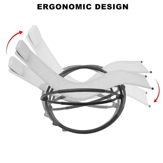 Een beige, gestoffeerde ligstoel met zwart metalen frame, geschikt voor buiten. Ideaal voor ontspanning op terras of in tuin.