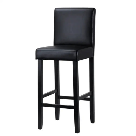 Zwarte barstoelen met kunstleer bekleding en stevige houten poten, geschikt voor moderne keukens of bars. Set van twee, ideaal voor comfortabele zitplaatsen in een stijlvol interieur.