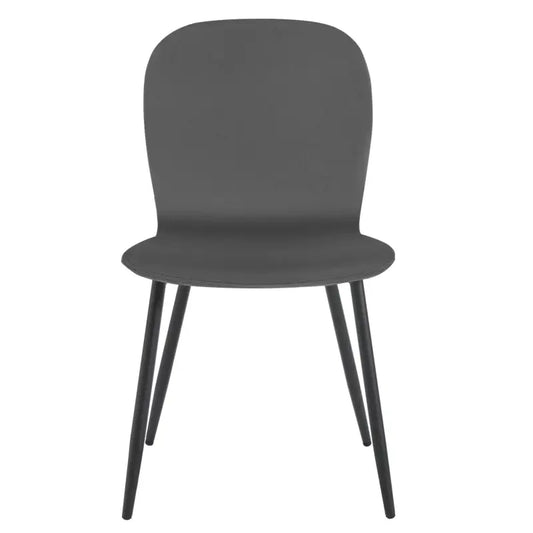 Grijze, moderne eetkamerstoelen met gestoffeerde zitting en rugleuning, voorzien van zwarte metalen poten. Ideaal voor een minimalistische eetkamer of woonkamer met een stijlvolle, functionele uitstraling.