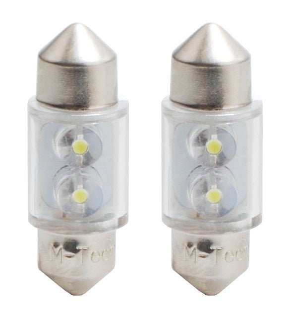 Zilverkleurige LED-koplampen met transparante behuizing en twee gele lichtbronnen, geschikt voor auto’s en motorfietsen. M-Teer merk, compacte vorm voor binnen- en buitenverlichting.