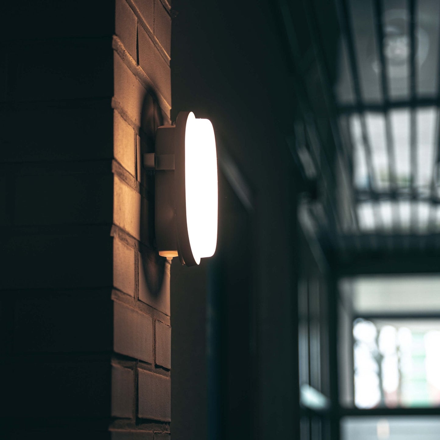 CCT Bull Eye Lamp voor plafond & wand - IP65 - Geschikt voor binnen en buiten - 18 cm