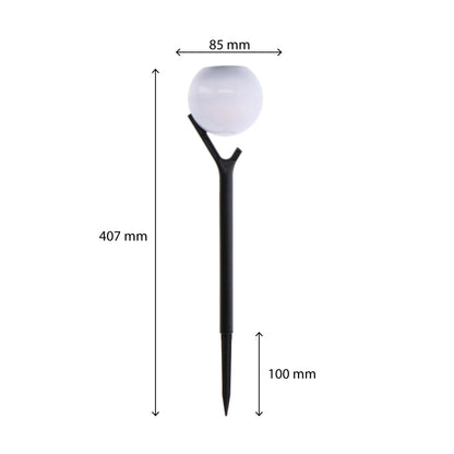 Zonne-licht met witte bol en zwarte stekker voor tuinverlichting. Geschikt voor buiten, zorgt voor sfeer in de avond en nacht.