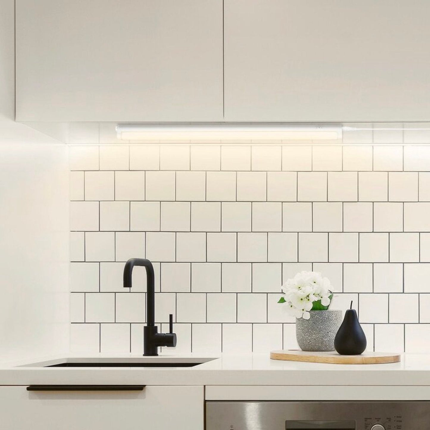 Comnox - LED Onderbouwverlichting 60 cm - Heldere, neutrale verlichting - Gemakkelijke installatie - 4000K - Koppeling en voeding inbegrepen