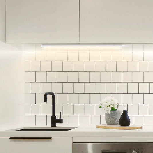 Comnox - LED Onderbouwverlichting 60 cm - Heldere, neutrale verlichting - Gemakkelijke installatie - 4000K - Koppeling en voeding inbegrepen