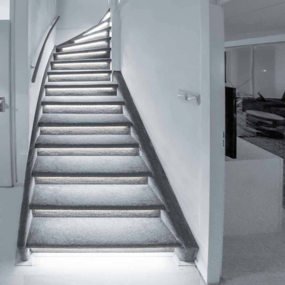 Comnox - LED Trapverlichting Set – Dimbaar koud wit licht – 15 x 80 cm – Aanpasbaar – Comnox – Koud wit