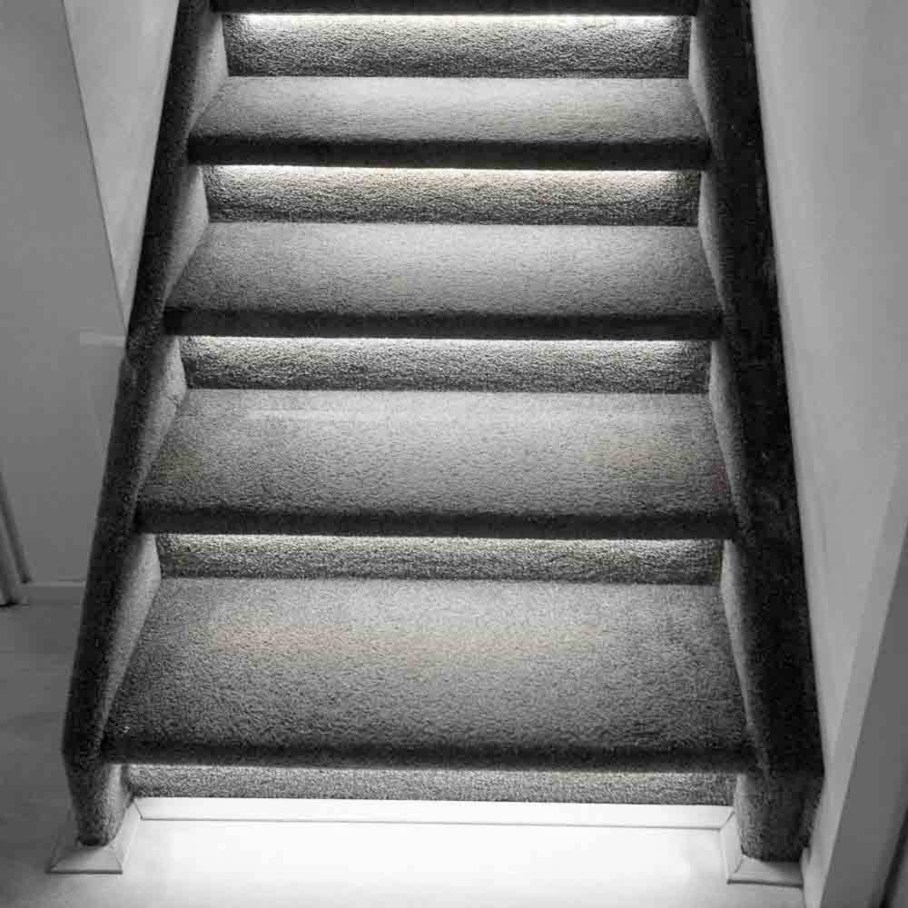 Comnox - LED Trapverlichting Set – Dimbaar koud wit licht – 15 x 80 cm – Aanpasbaar – Comnox – Koud wit