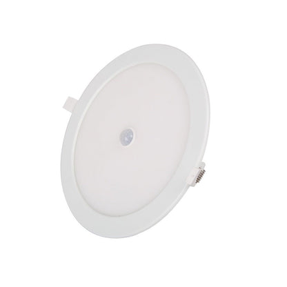 Een witte, ronde inbouwspot met sensormodule voor automatische verlichting. Geschikt voor moderne interieurs en gangen waar bewegingssensoren handig zijn.