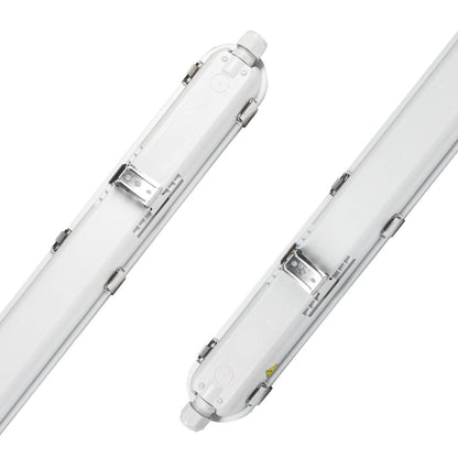 Een witte, 175 cm lange LED-buisverlichting met ribbelvormige diffuser en draadloze montage, geschikt voor industriële ruimtes en magazijnen. Gebruik met een IP65-klasse voor buiten- en binnenverlichting.