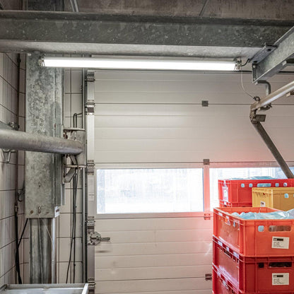 Comnox - FarmPro LED TL armatuur - Robuuste agrarische verlichting - 150 cm