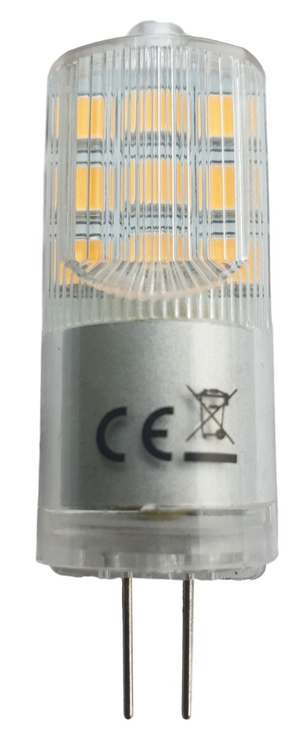 Gelijkaardige LED-lamp met G9-voet, zichtbaar met transparante kap en zilveren basis, uitgerust met CE-keurmerk. Geschikt voor energiezuinige verlichting in huishoudelijke en commerciële ruimtes.