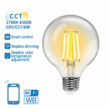 Een glazen, klassieke LED-lamp met zichtbare gele filamenten en zilverkleurige E27-schroefdraad. Geschikt voor slimme huisautomatisering via smartphone-app, met kleurtemperatuur van 2700K tot 6500K.