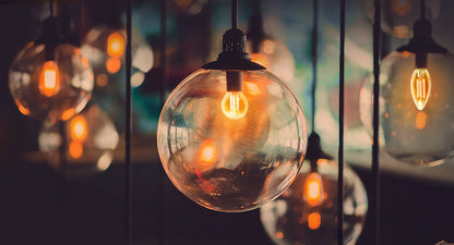 Globe gloeilamp G125 - E27 - amber glas | 8W=51W | flame filament 2200K