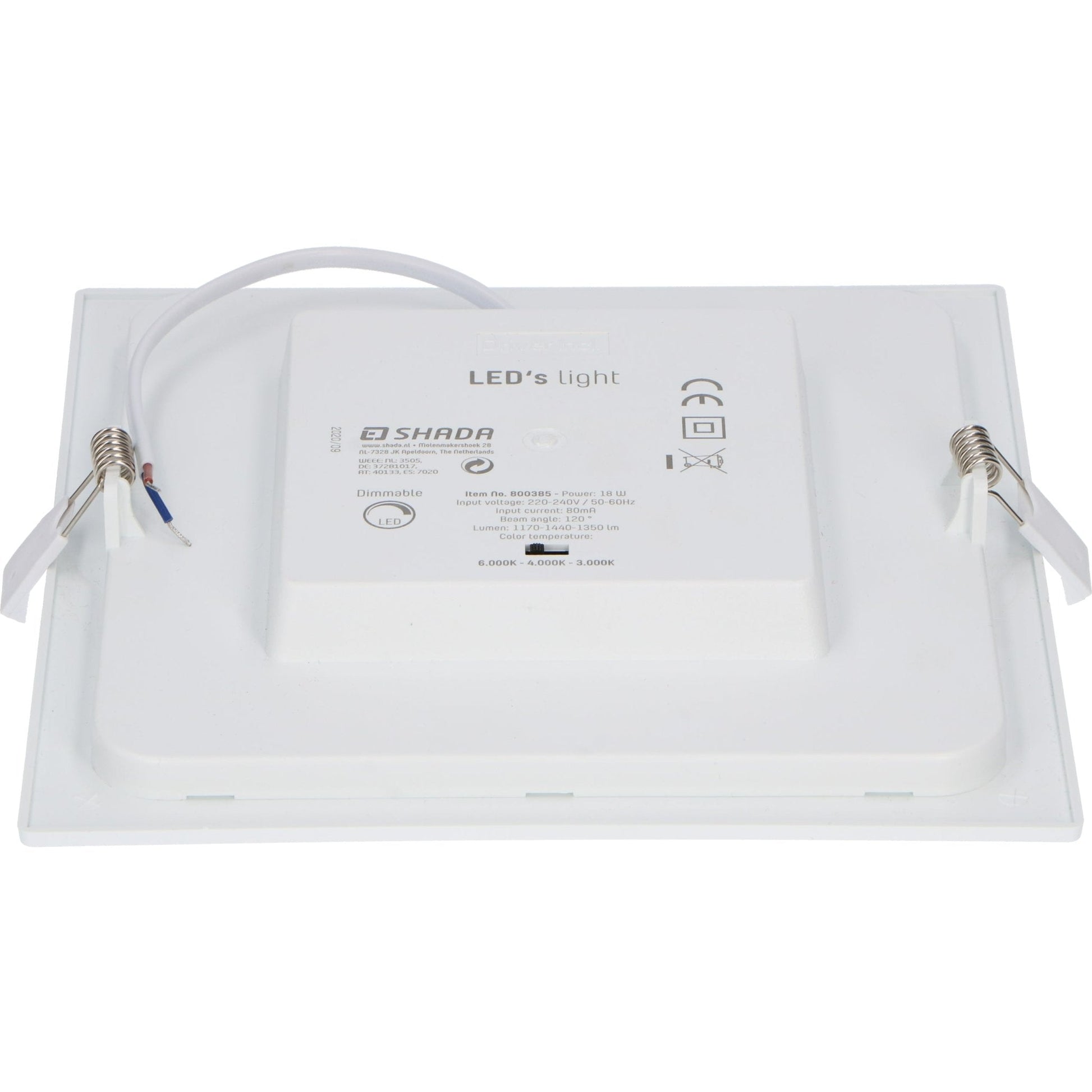 Een witte, vierkante LED-downlight met afneembare kap, geschikt voor zowel oppervlak- als ingebouwde installatie. Perfect voor moderne woon- en werkomgevingen met dimmbaar licht.