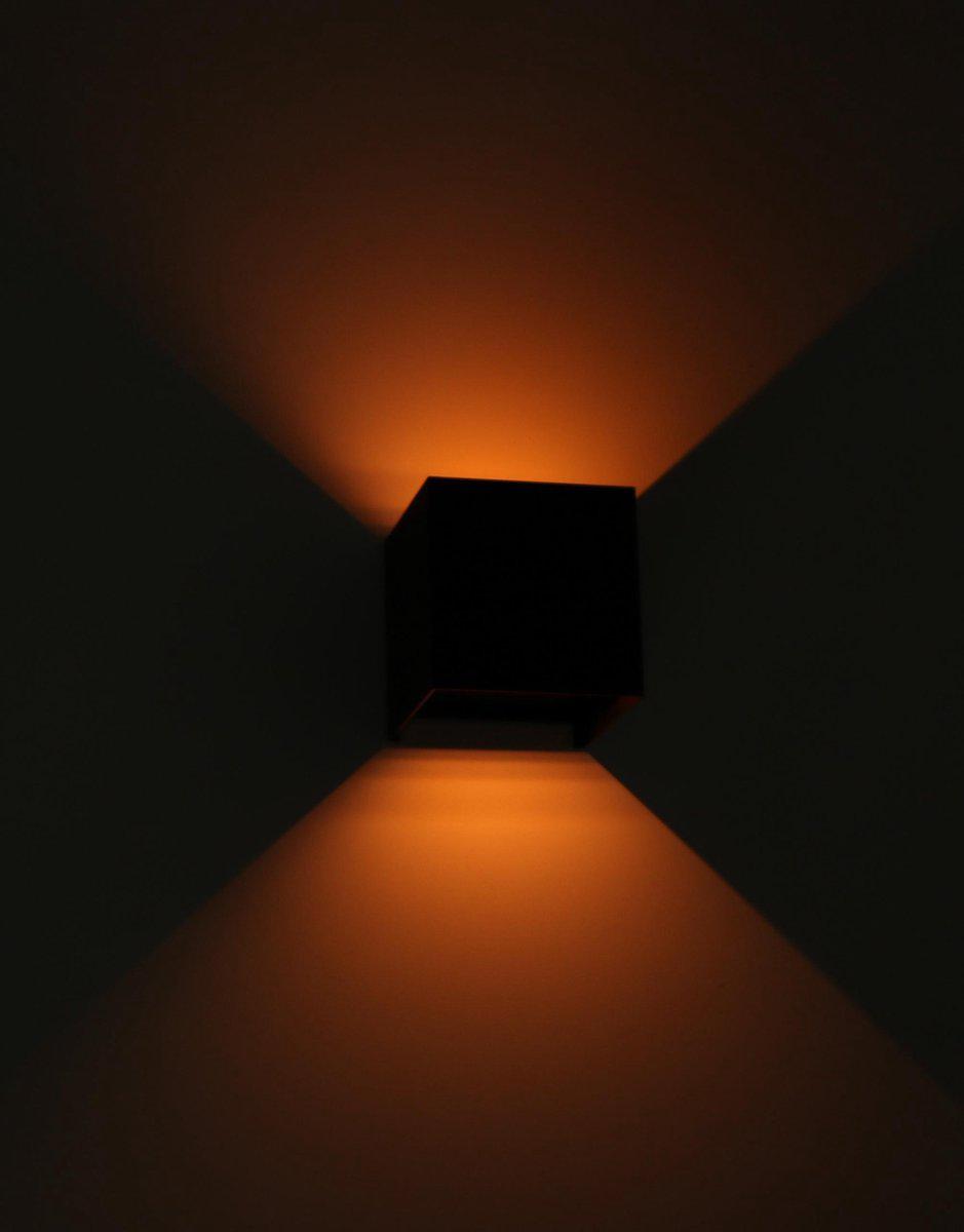 Comnox - Proventa Kubus LED Wandlamp buiten - Dimbare & Waterdicht - IP65 - Zwart