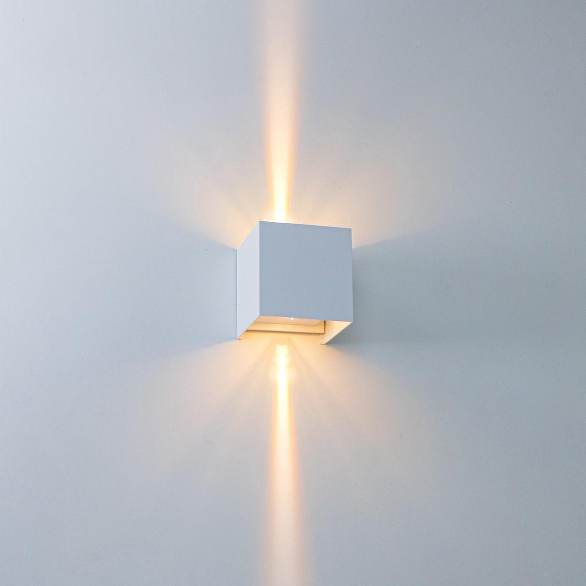 Comnox - LED Wandlamp voor Buiten - Warm wit licht, 6W, IP65, verstelbare hoek – Comnox Light Kubus