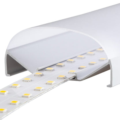 Een witte, moderne bewegingssensorlamp met glanzend oppervlak en een duidelijk zichtbare sensor. Geschikt voor automatische verlichting in gangen, keukens of buitenruimtes.