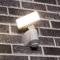 Comnox - LED Buitenlamp met bewegingssensor - Volgt beweging - 1100 lumen wit
