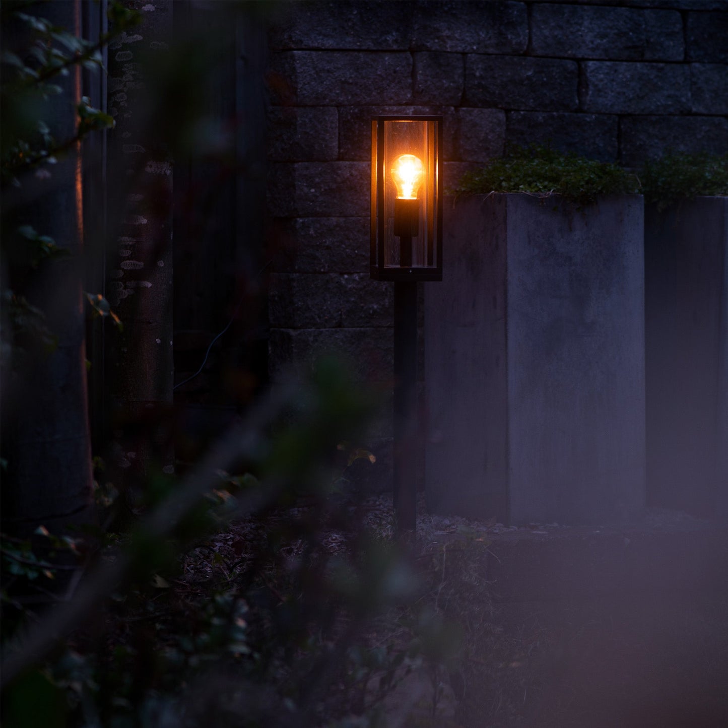 LED's Light LED Lantaarnpaal Tuinlamp met glazen ruiten - E27 fitting - IP44 - 80 cm - Zwart