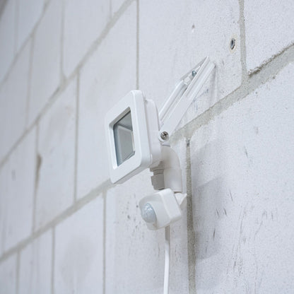 LED's Light Breedstraler 1100 - Met licht- en bewegingssensor - Binnen & Buiten - 10W - Wit