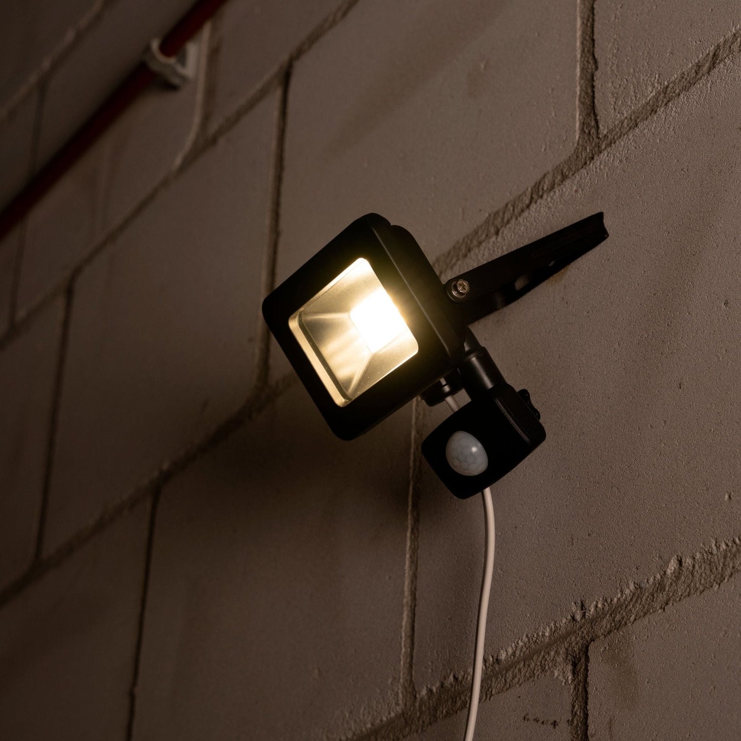 LED's Light Floodlight 1100 - Met licht- en bewegingssensor - Binnen & Buiten - 10W - Zwart